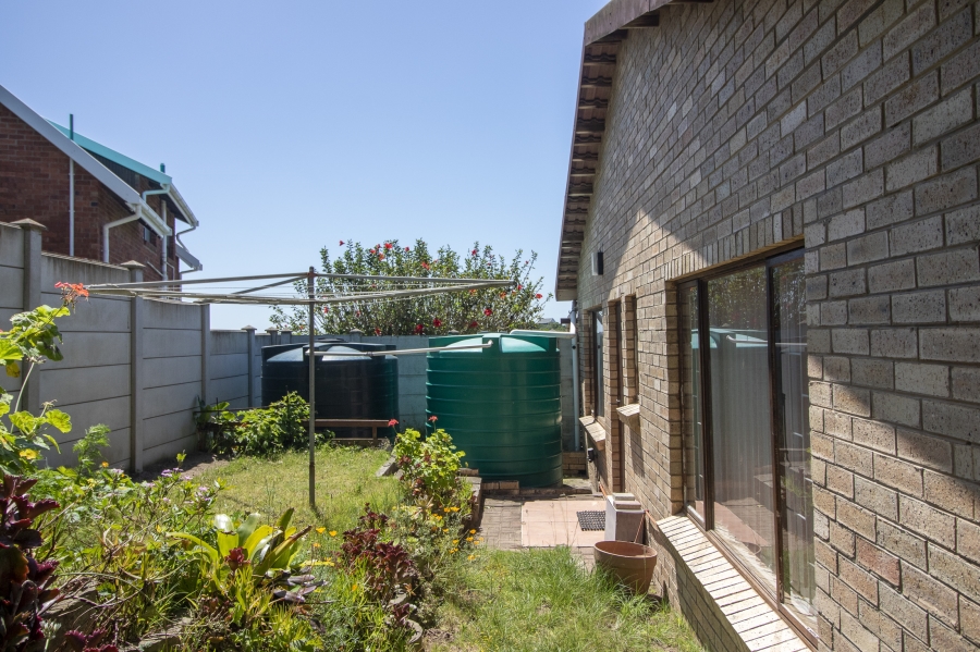 5 Bedroom Property for Sale in Forest Downs Eastern Cape